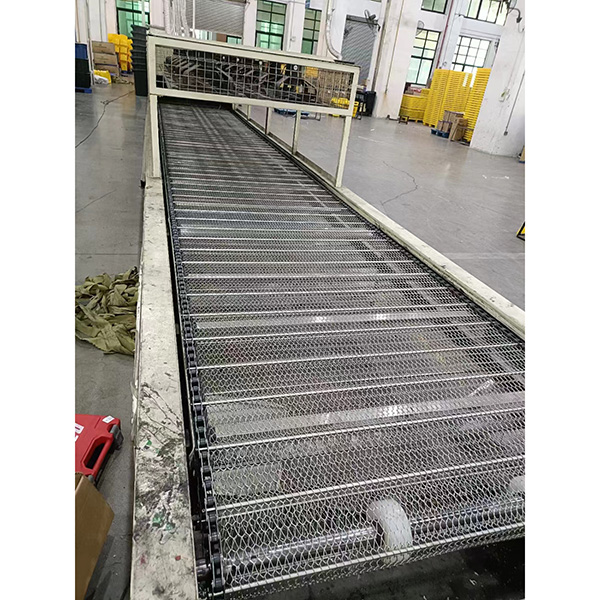 鏈板輸送機(jī)